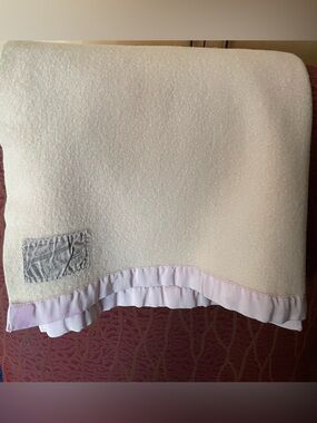Vintage Pure Wool Lap or Baby Crib  Blanket Made in England Satin Trim